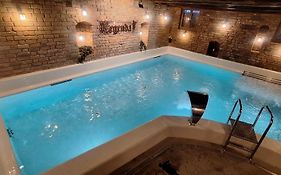 Hotel Legenda
